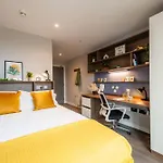 Cushy Rooms And Apartments At Nelson Place For Students Only
