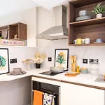 Cushy Rooms And Apartments At Nelson Place For Students Only