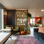 Cushy Rooms And Apartments At Nelson Place For Students Only